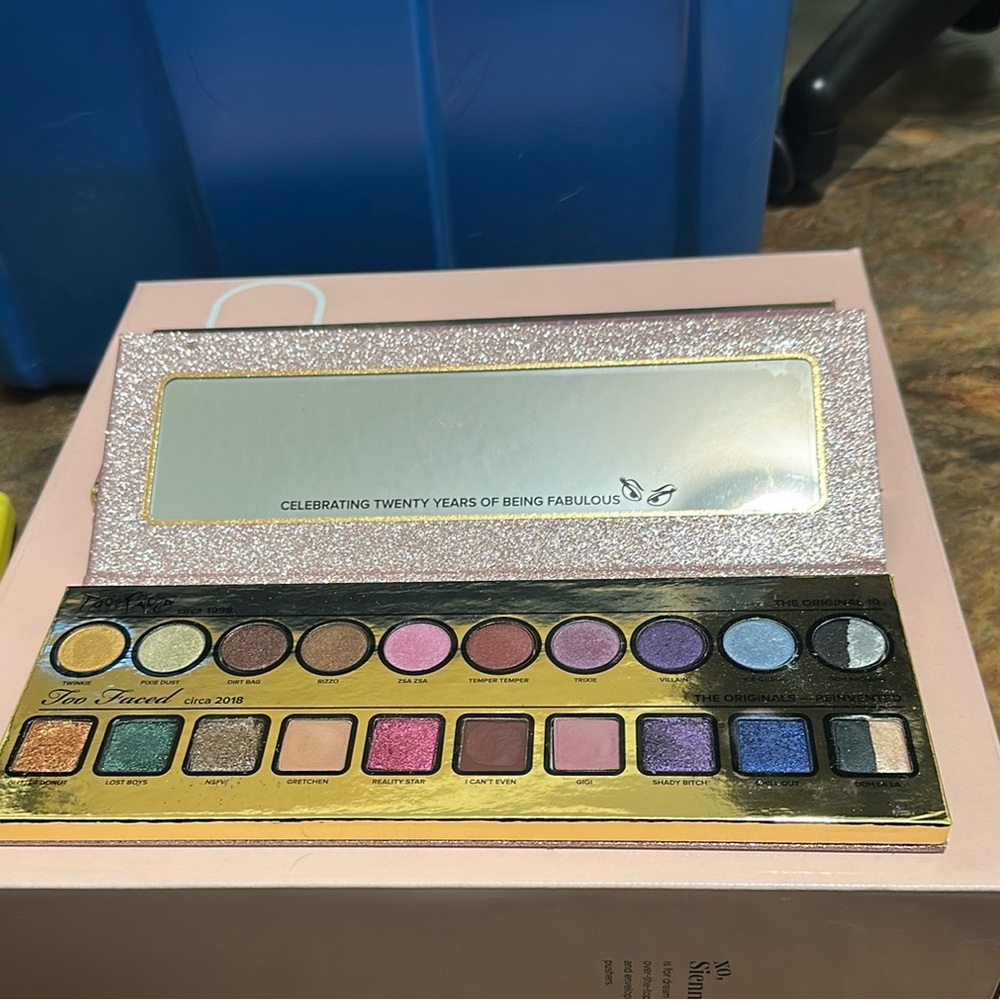 Too Faced Then & Now Eyeshadow Palette - Picture 2 of 5